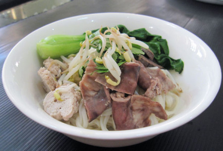 Pork_Noodle_Soup7